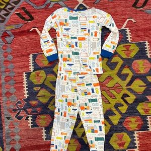 Magnetic Me pajamas set